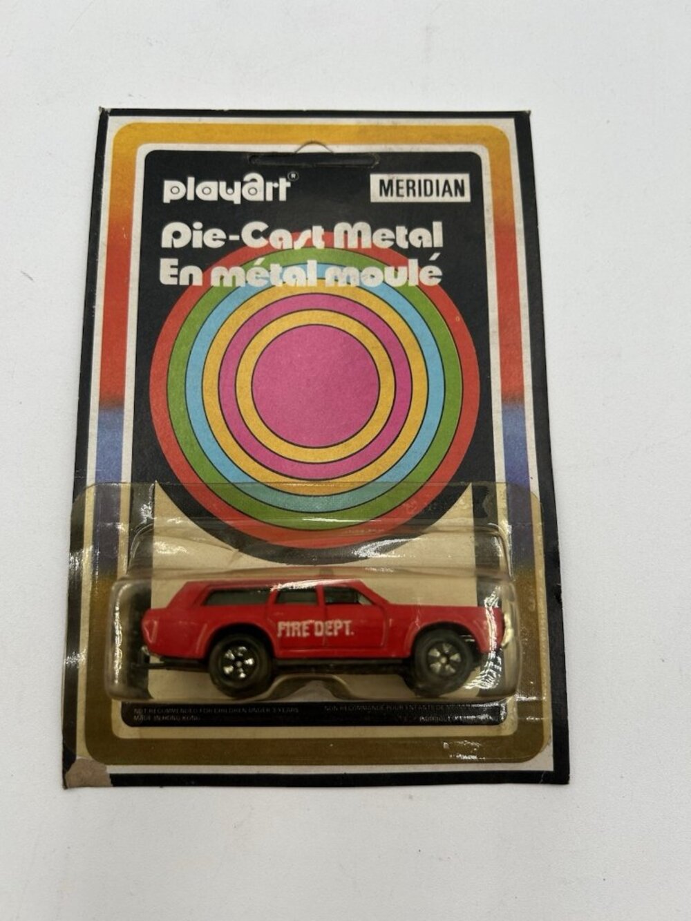 PlayArt Meridian fire department Die Cast Metal red On Card UnPunched Hong